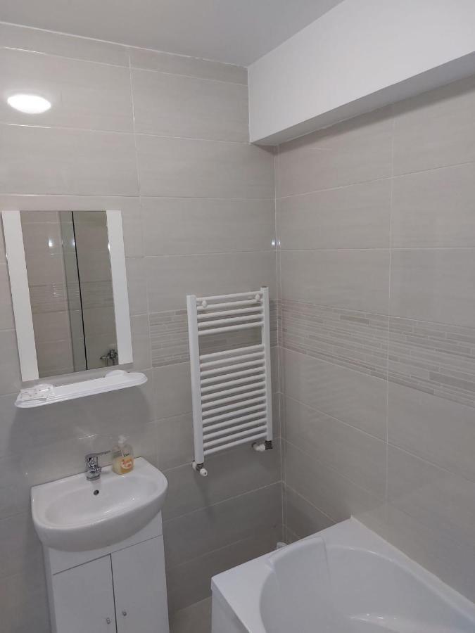 Hotel Babilon Bucarest Extérieur photo